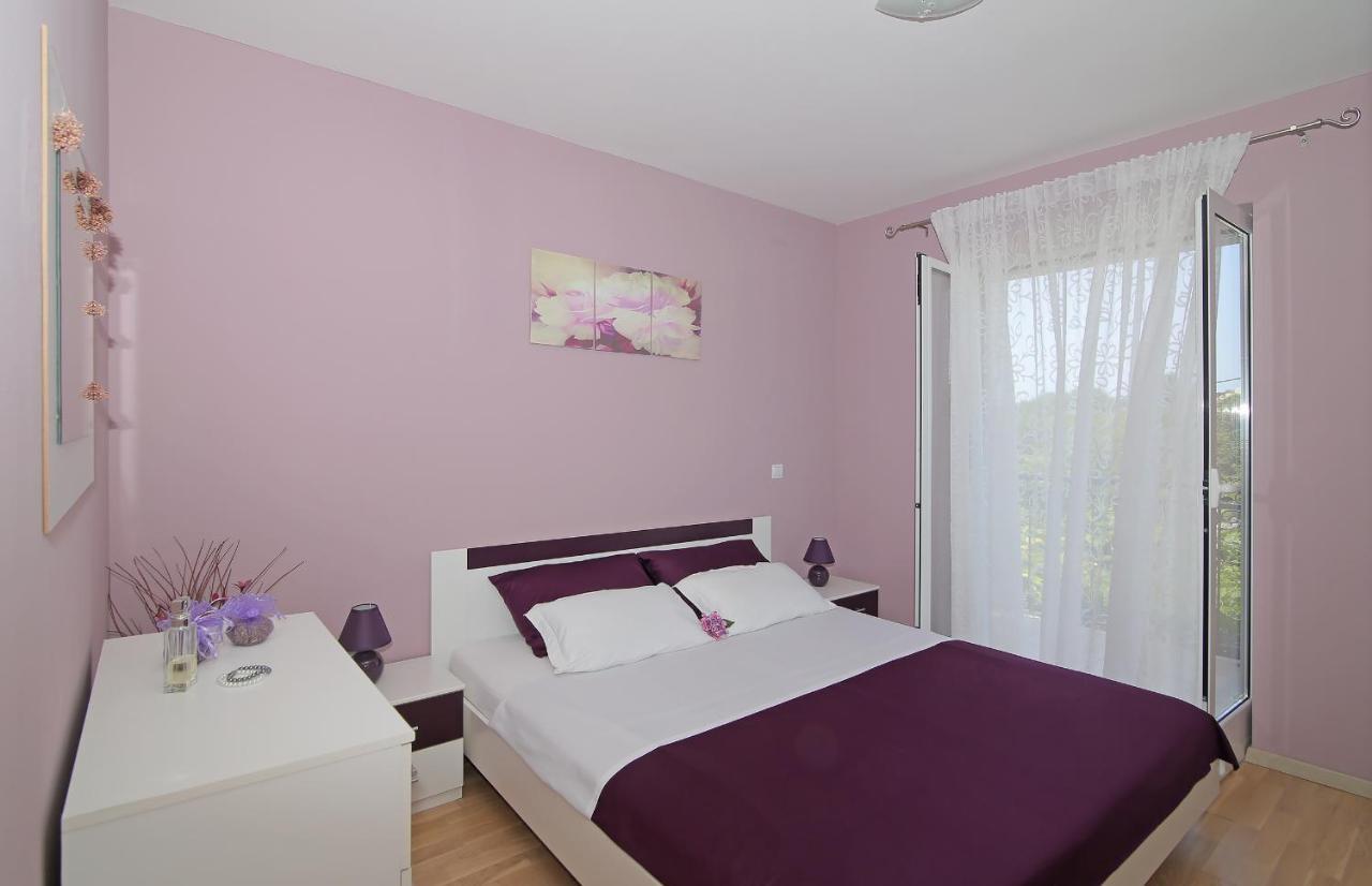 Apartment Moretic Gromaca Екстер'єр фото